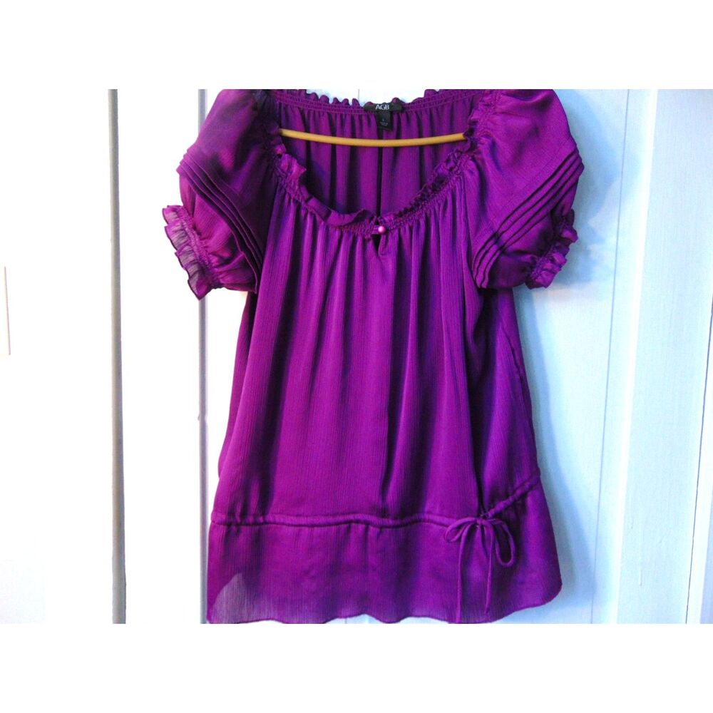 AGB Purple Flowy Pullover Top with built in cami, light weight Size Large SZ L
